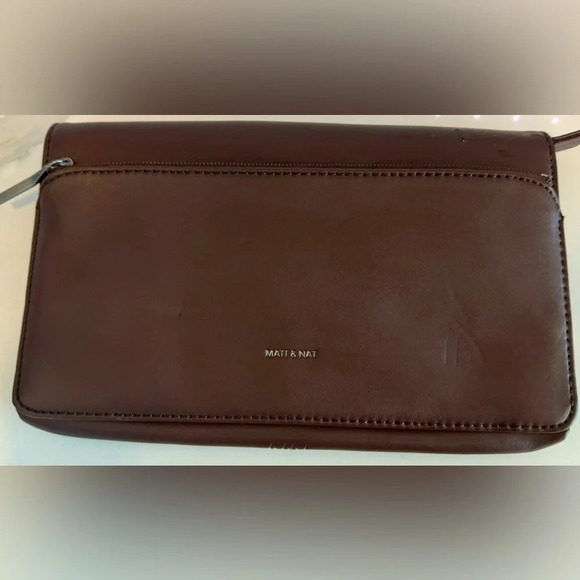 Matt & Nat  Robby clutch bag zipper brown fold over purse vegan leather hand bag - Picture 1 of 5